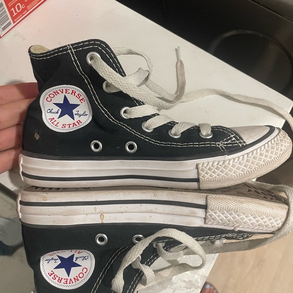 Converse - Picture 3 of 3